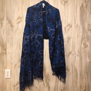 Chico’s Scarf Shaw Embroidered Geometric Pattern